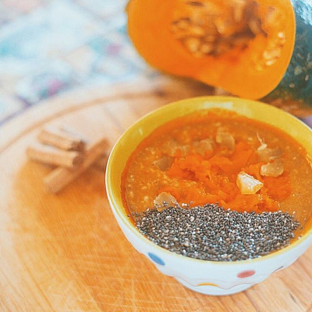 New #autumnrecipe is online on everydaycoffee.it #porridgeforbreakfast #porridgepassion #pumpkinspicelatte #pumpkinspice #pumpkinporridge #porridgebowl