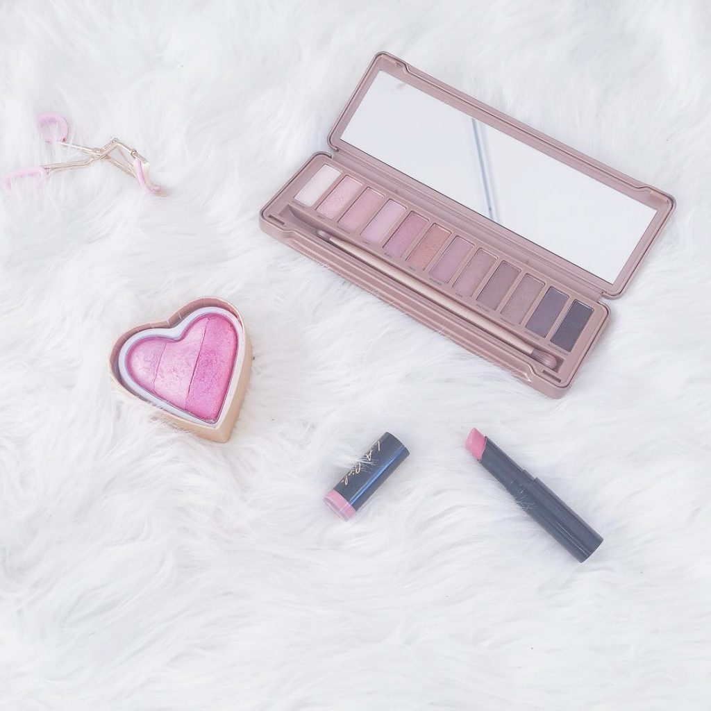 In case of bad times, add some pink into your life #naked3palette