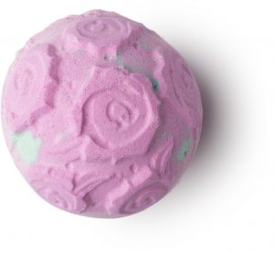 rose bombshell prodotti lush alle rose