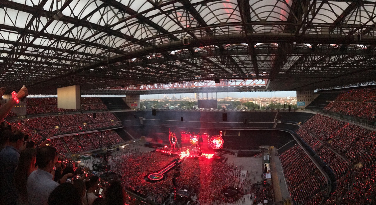 Concerto Coldplay a Milano a head full of dreams