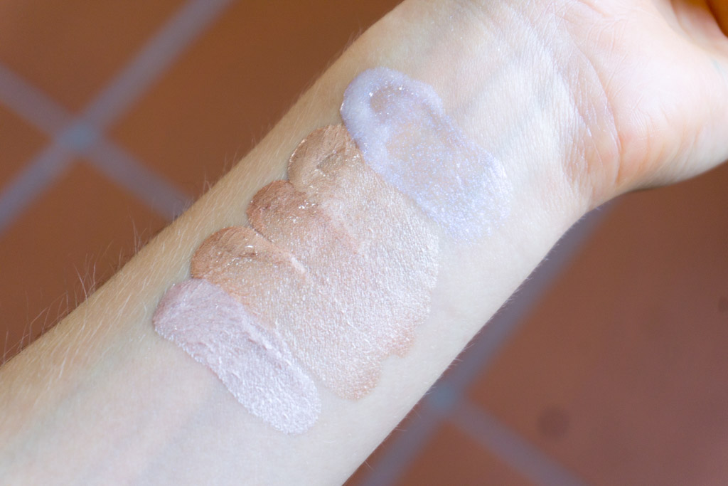 LIQUID HIGHLITHER Makeup Revolution swatches