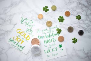 ombretti verdi e oro