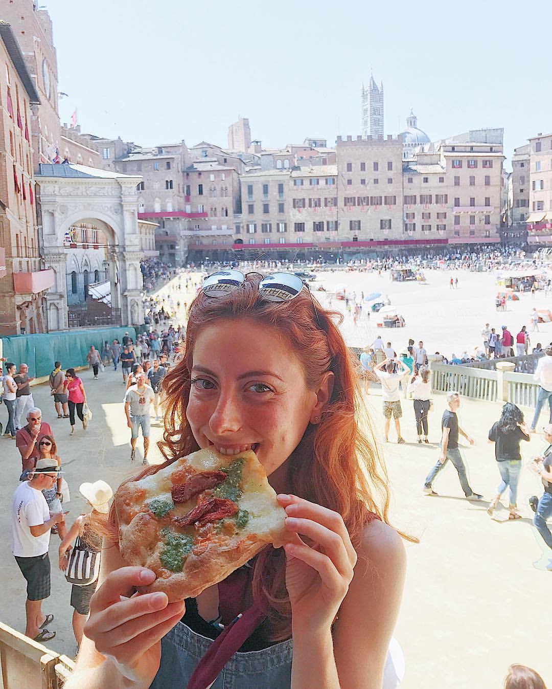 palio di siena ciaccino in piazza del campo