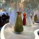 mostra di Dior a Parigi museo delle arti decorative