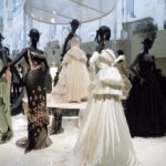 mostra di Dior a Parigi museo delle arti decorative