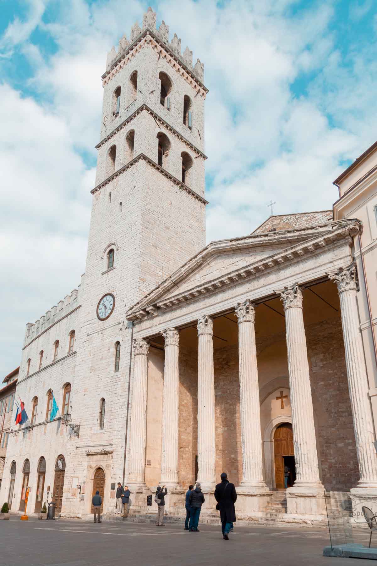 assisi cosa vedere tempio di Minerva