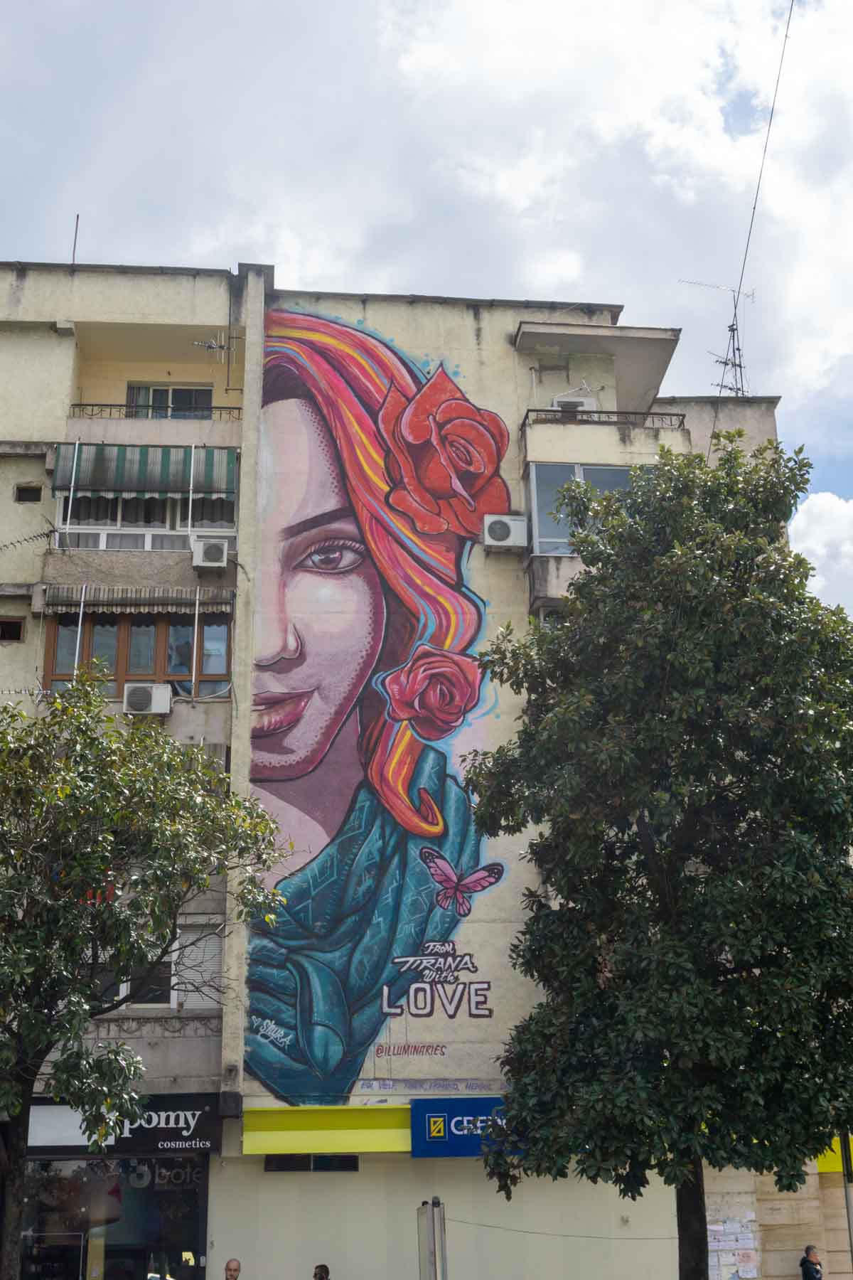 street art tirana