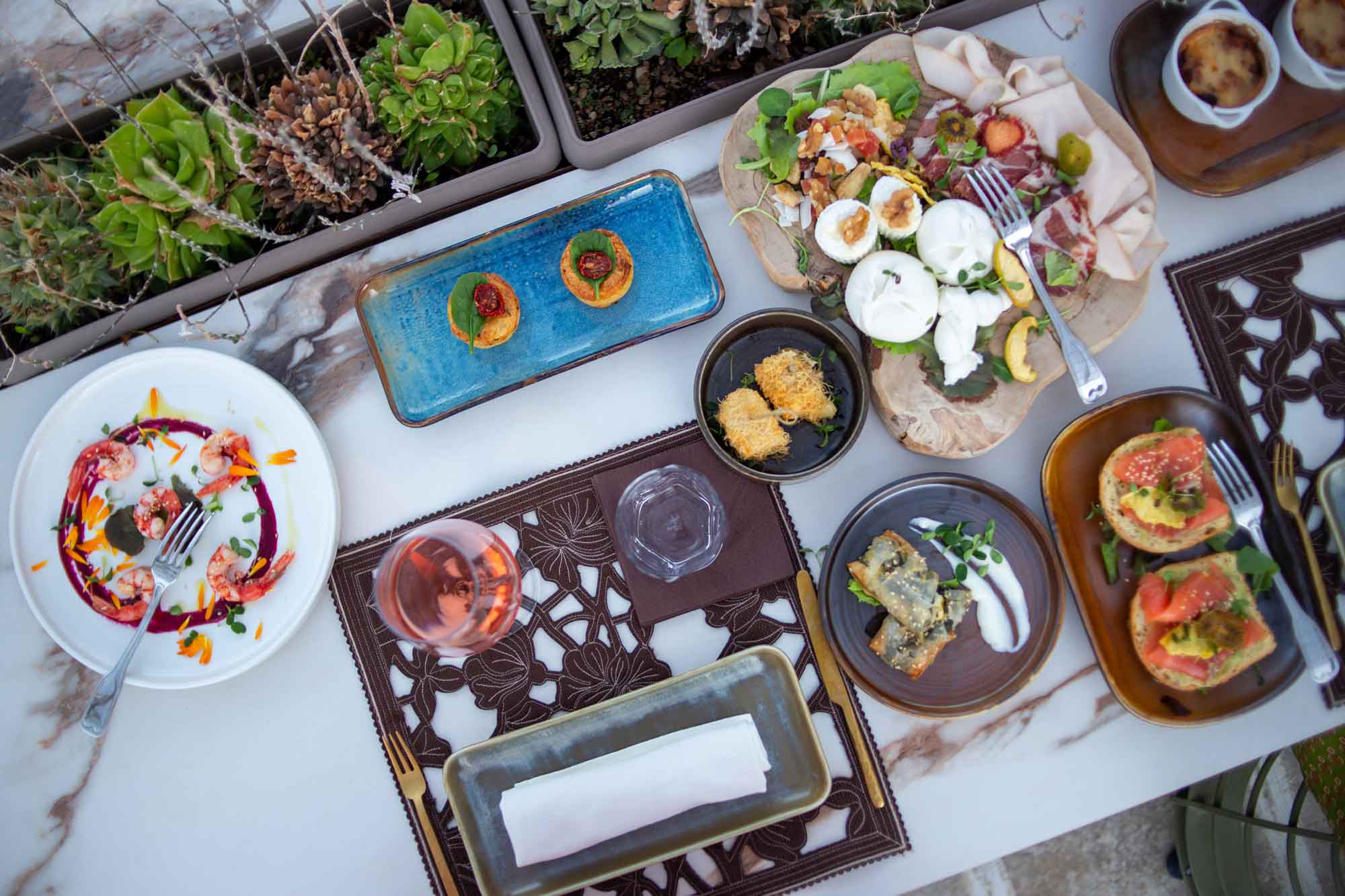 la tradizione dell'aperitivo in terrazza